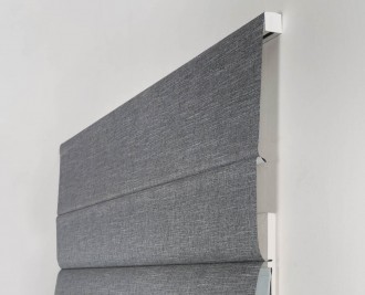 Roman blind, face fit