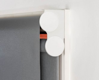 Dual roller blinds, dual reverse brackets, face fit