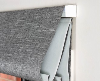 Roman blind, face fit